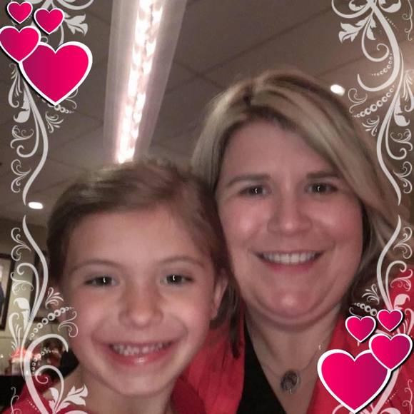 Meet your Posher, Julie - Picture 1 of 1